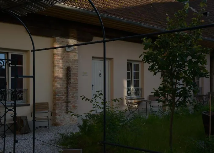Landhaus-furth8 Bed and breakfast 3*